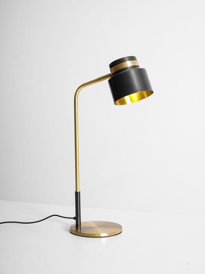 Ari Scandustrial Bordslampa