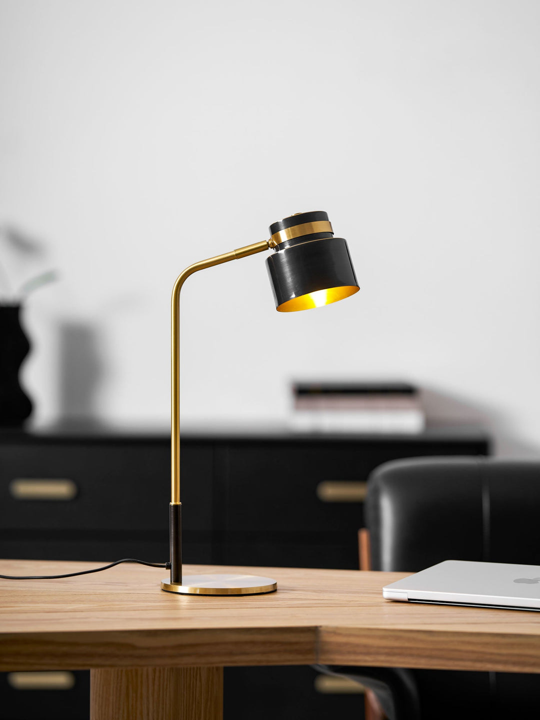 Ari Scandustrial Bordslampa