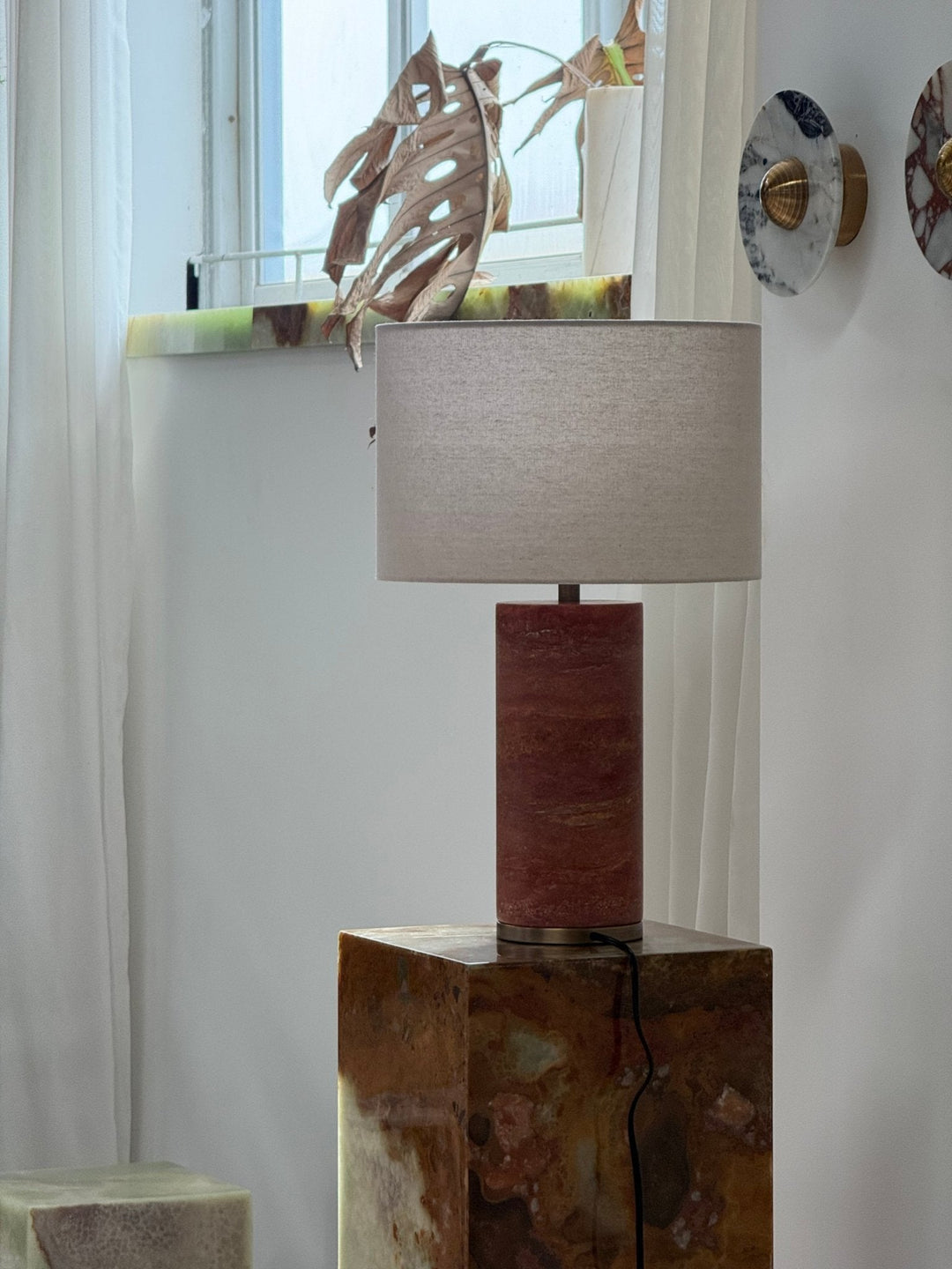 Aria Sten Bordslampa