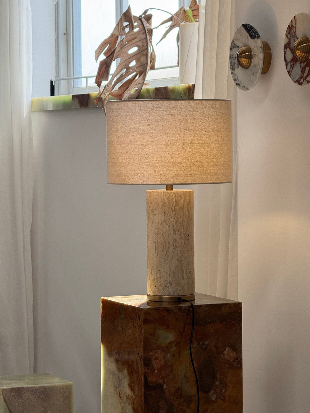 Aria Sten Bordslampa
