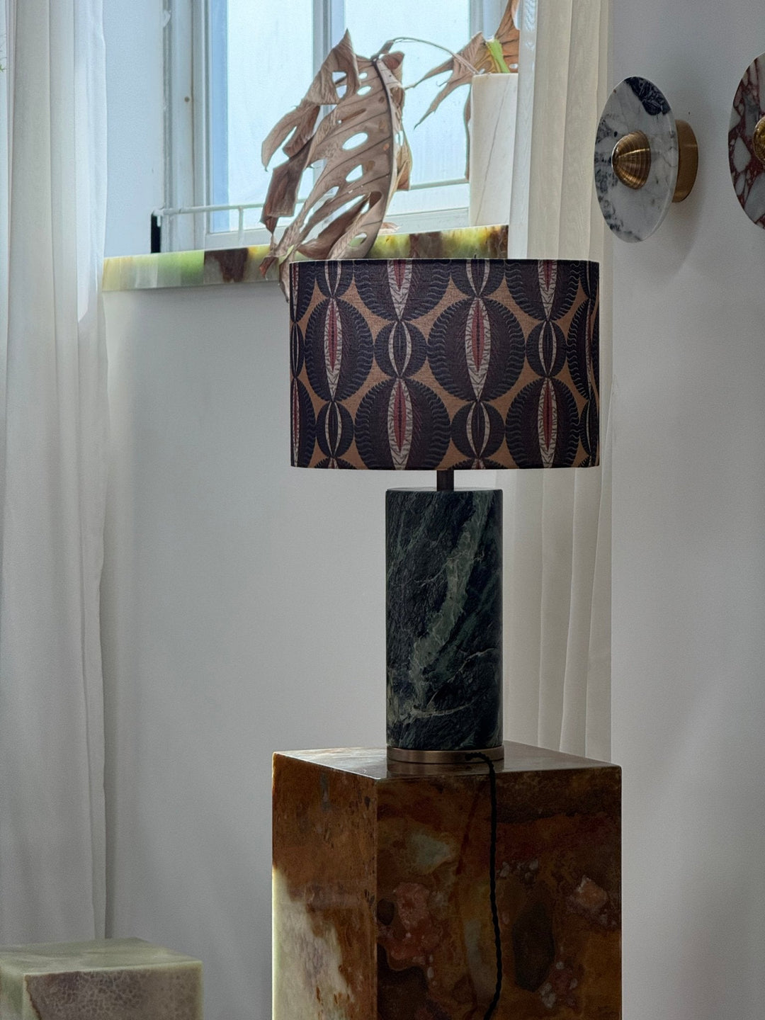 Aria Sten Bordslampa