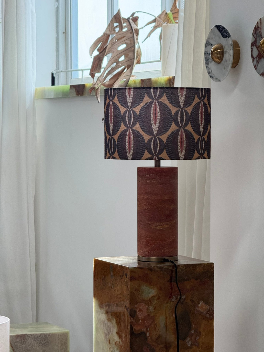 Aria Sten Bordslampa