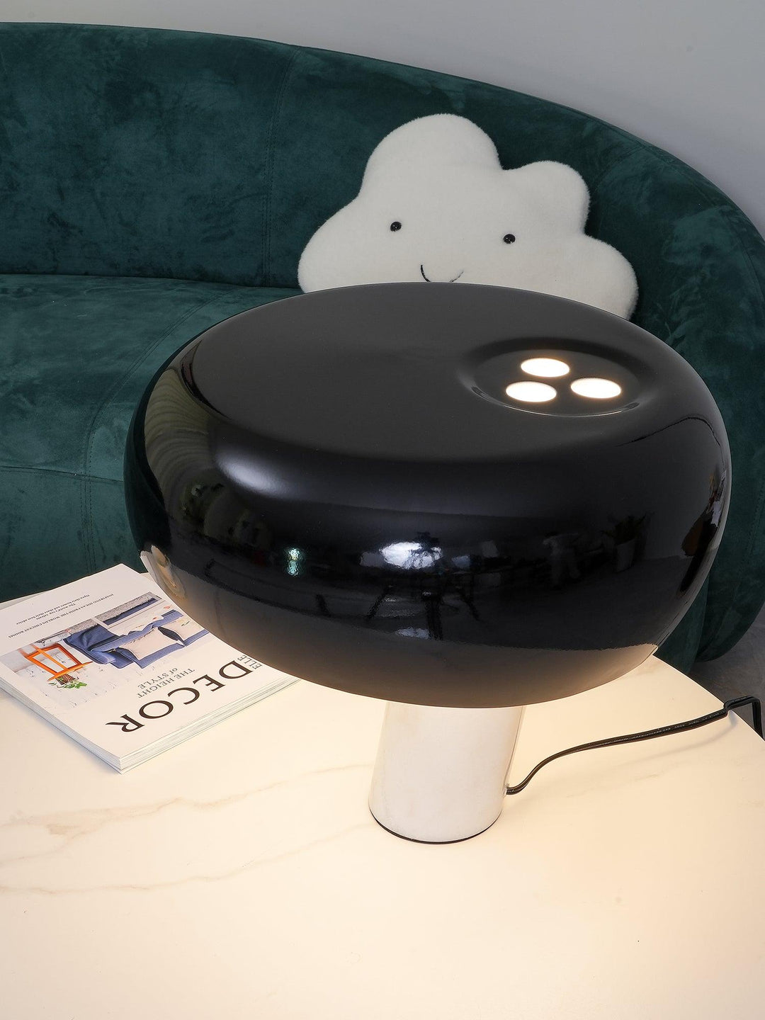 Nucleus Marmor Bordslampa