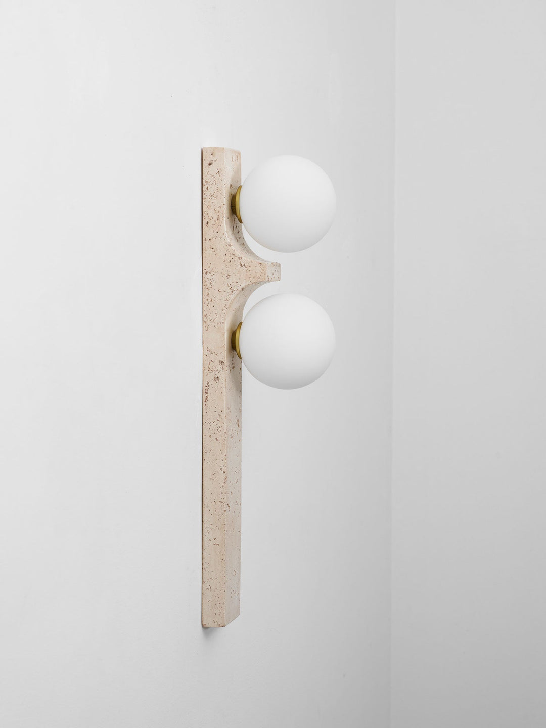 Asymmetrisk Travertin Vägglampa