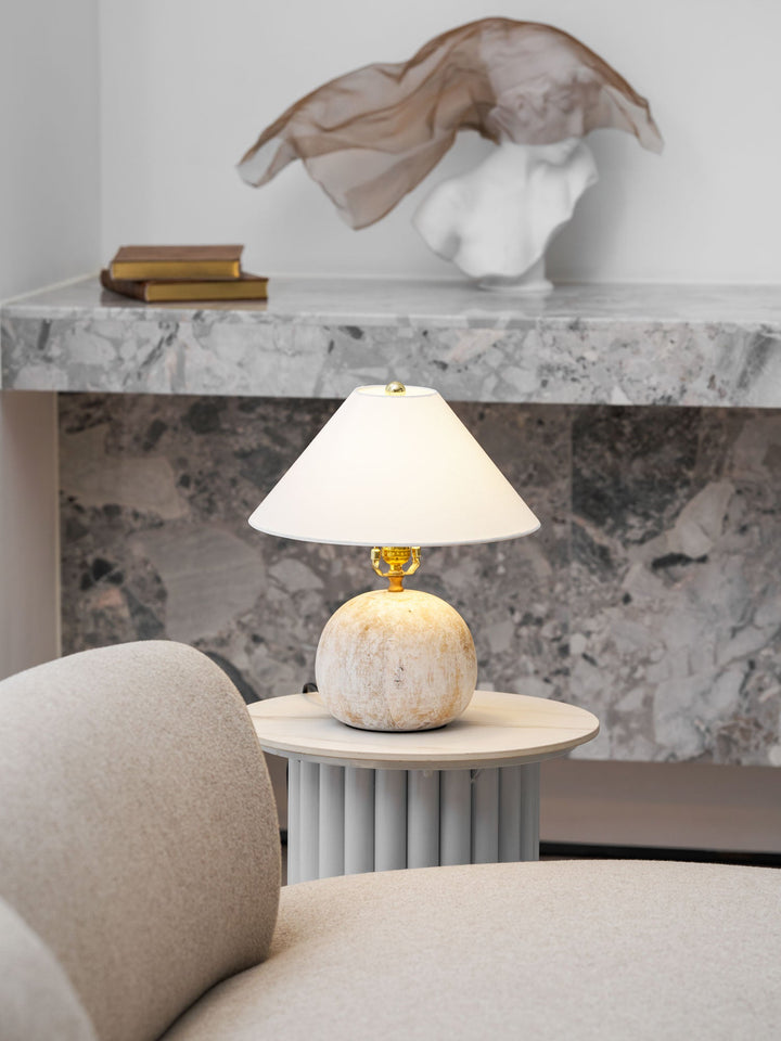 Bordslampa vid stranden