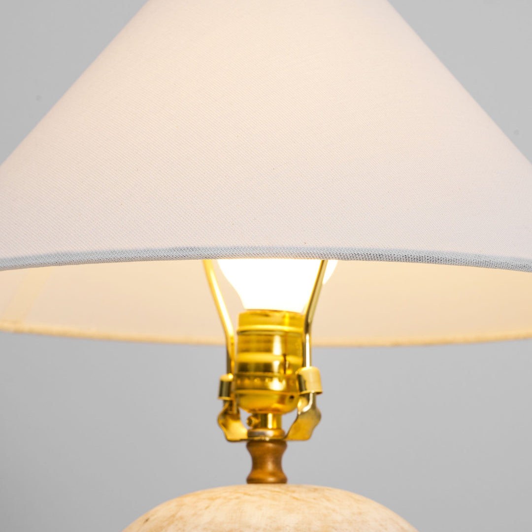 Bordslampa vid stranden
