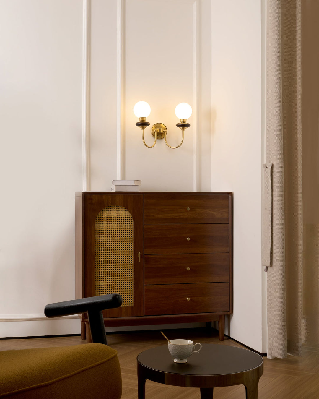 Bellevue Vägglampa