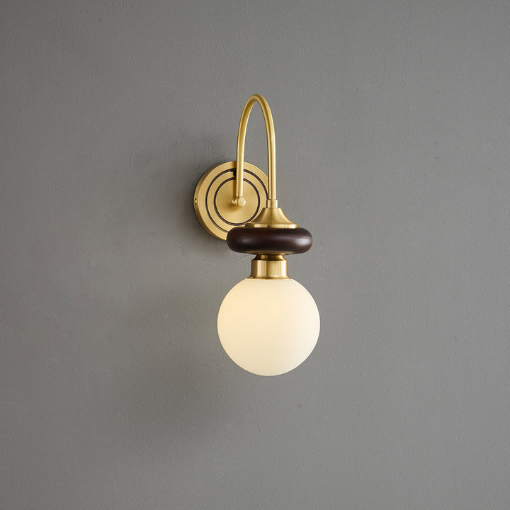 Bellevue Vägglampa