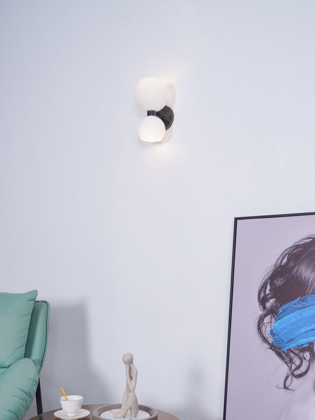 Betty Vägglampa