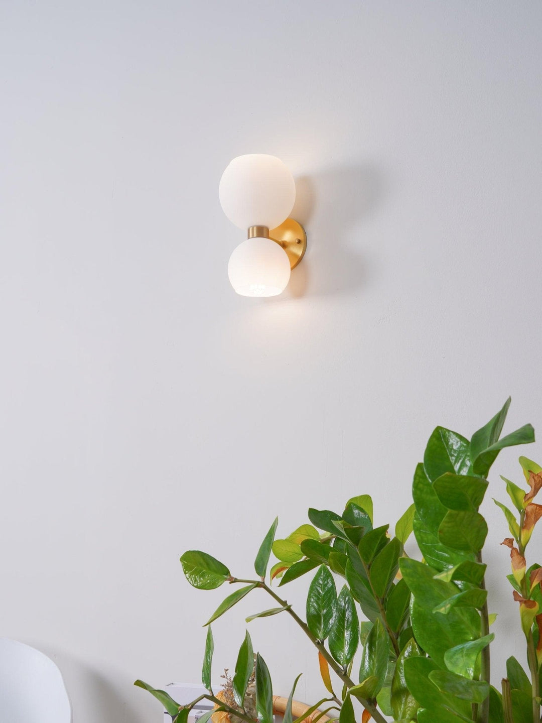 Betty Vägglampa