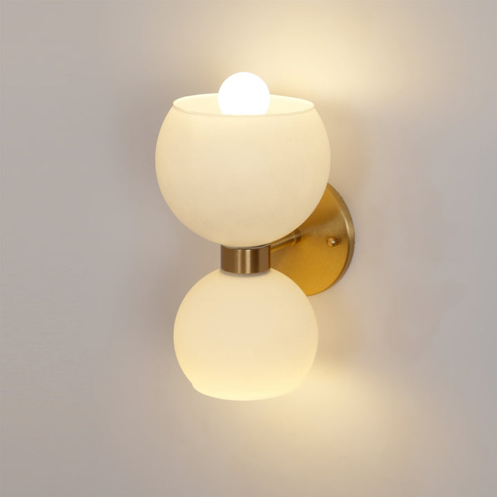 Rund pärlvägglampa