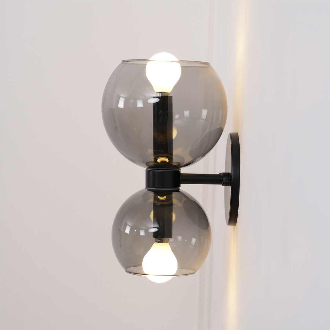 Betty Vägglampa