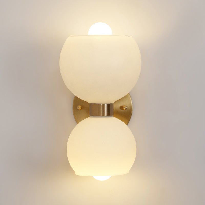 Rund pärlvägglampa