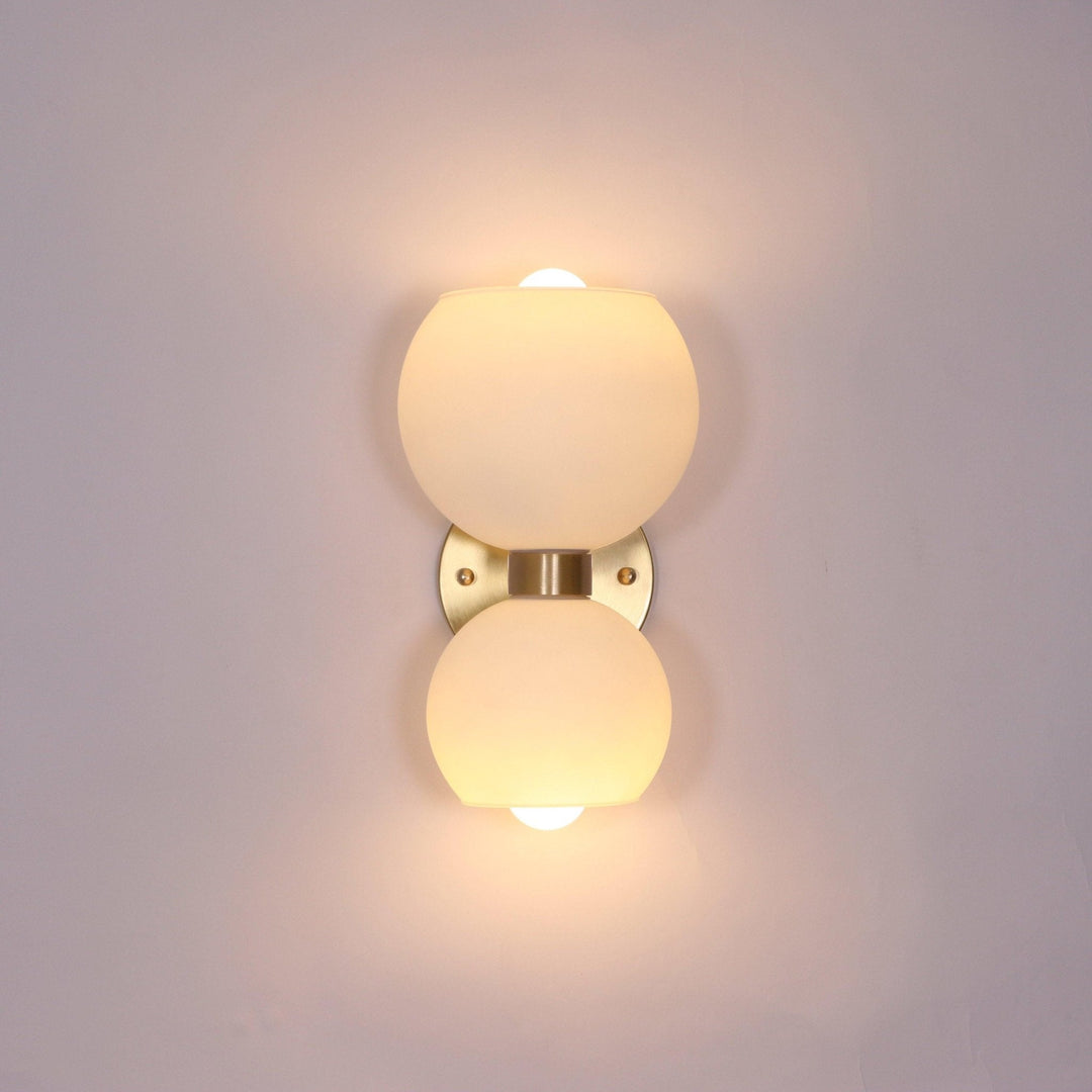 Rund pärlvägglampa