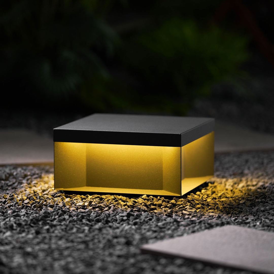 Svart Box Utomhus Postlampa