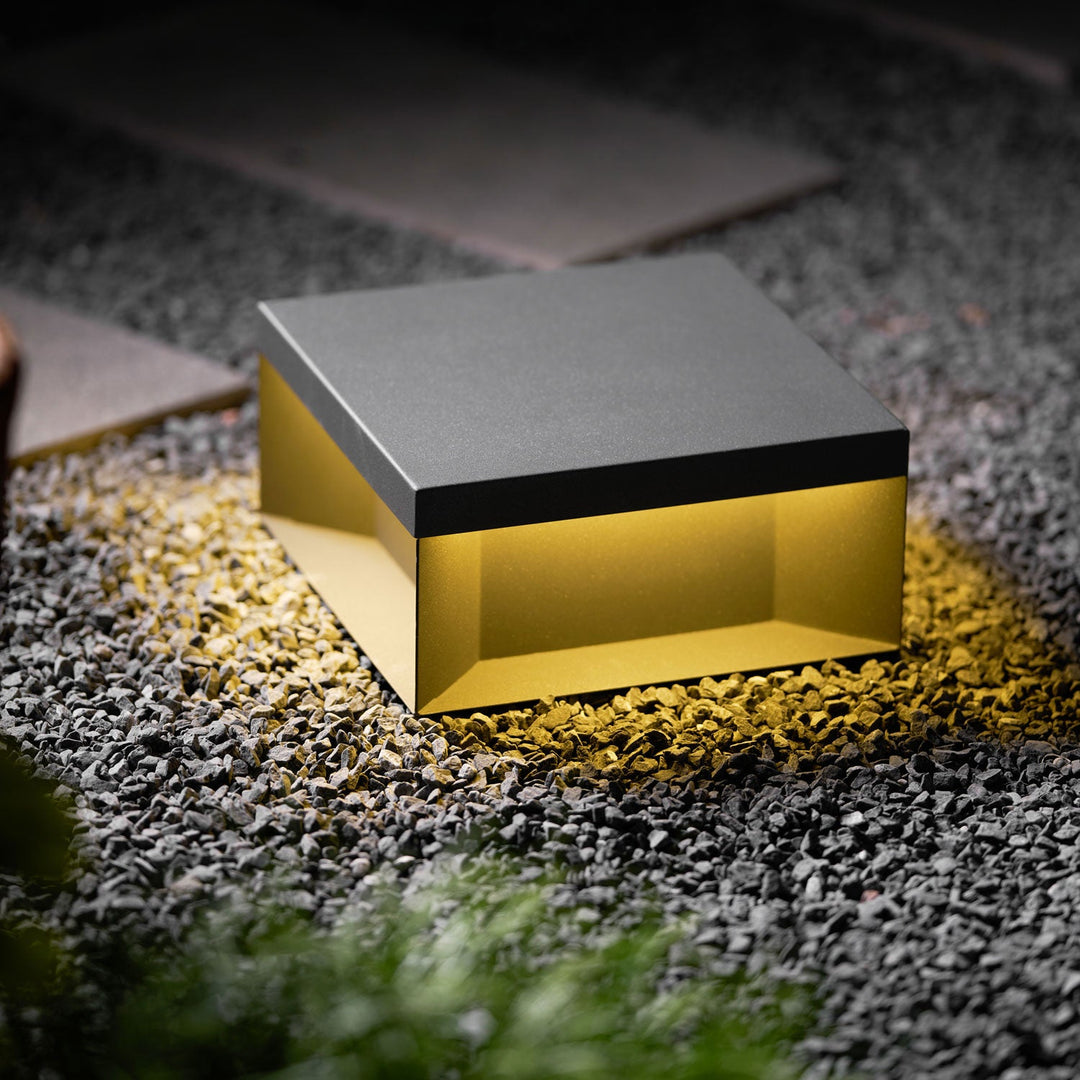 Svart Box Utomhus Postlampa