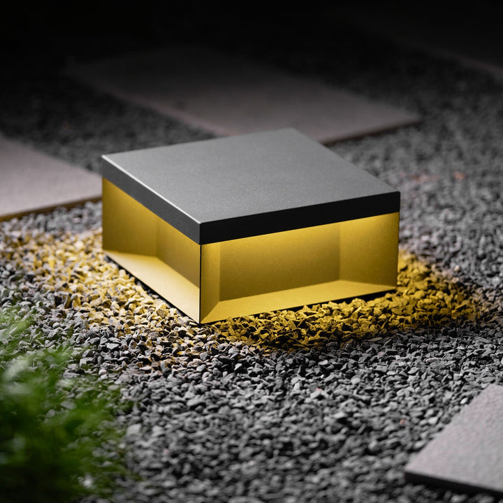 Svart Box Utomhus Postlampa
