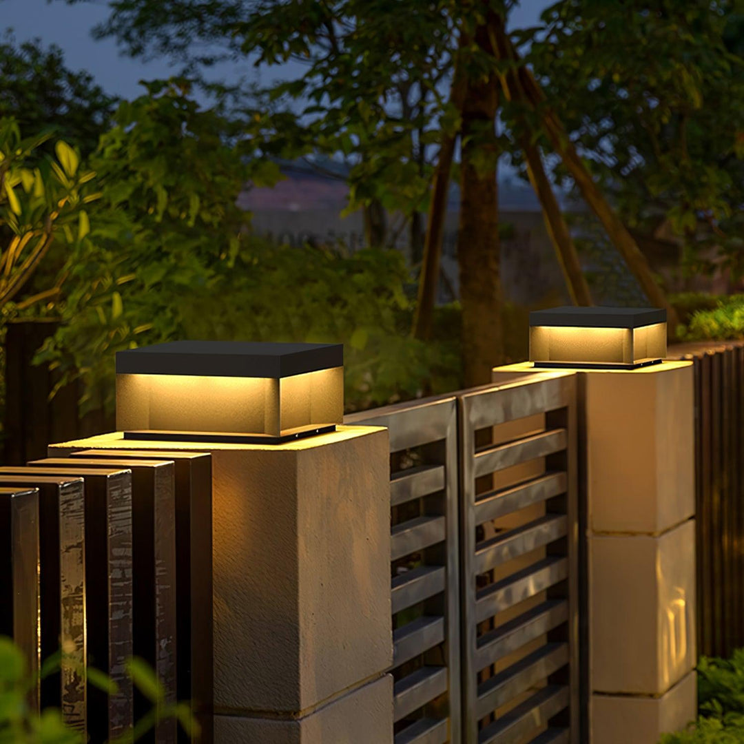 Svart Box Utomhus Postlampa