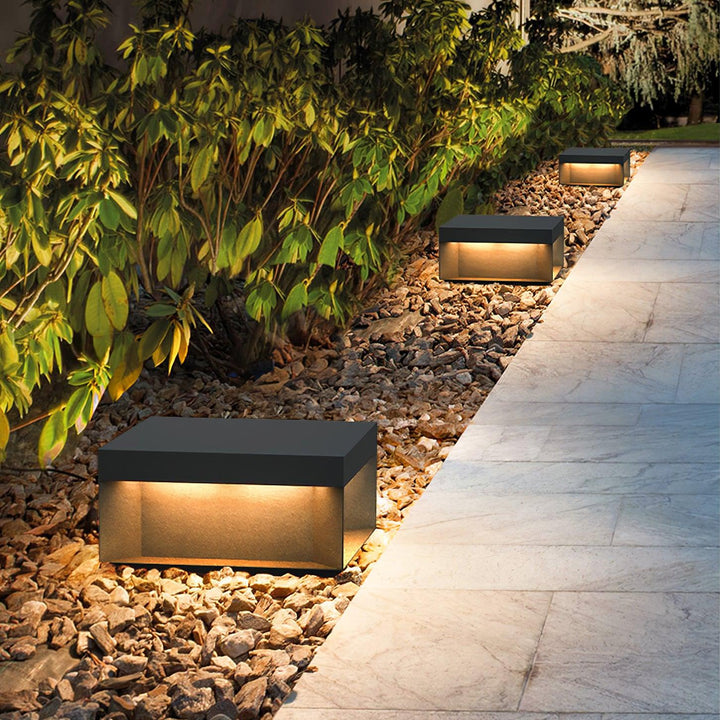 Svart Box Utomhus Postlampa