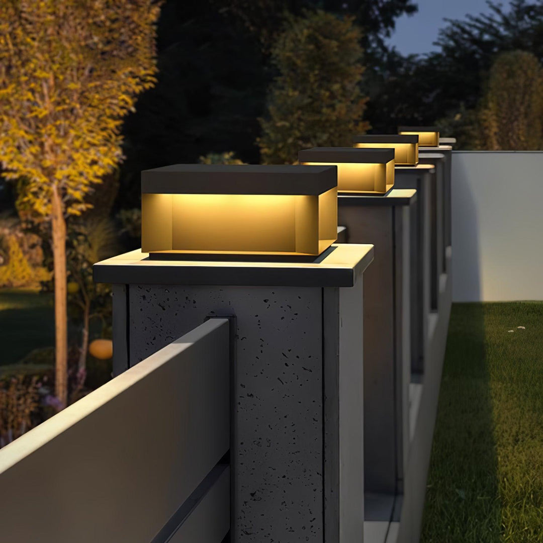 Svart Box Utomhus Postlampa