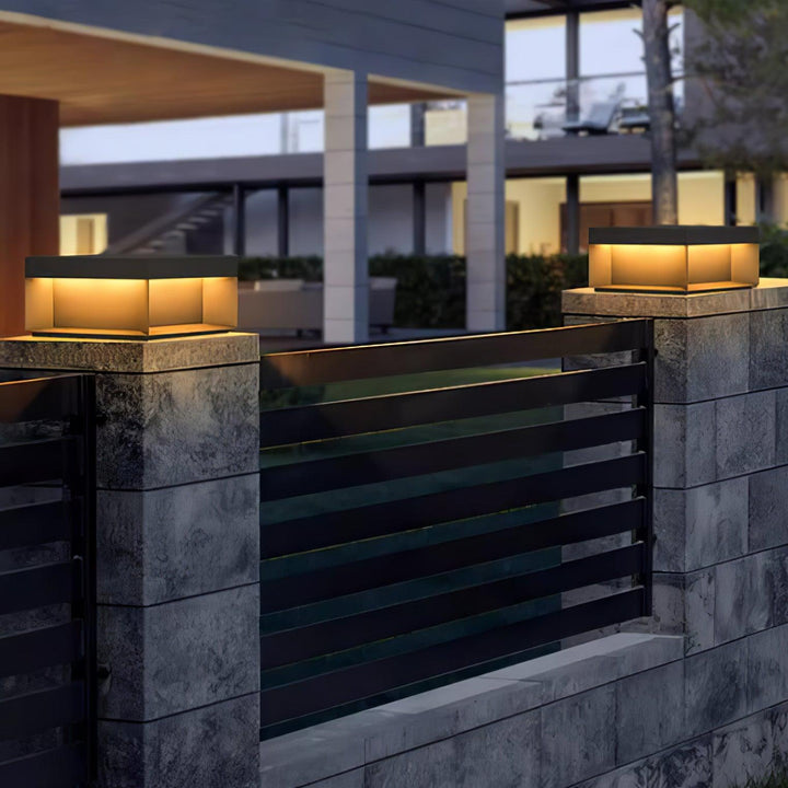 Svart Box Utomhus Postlampa