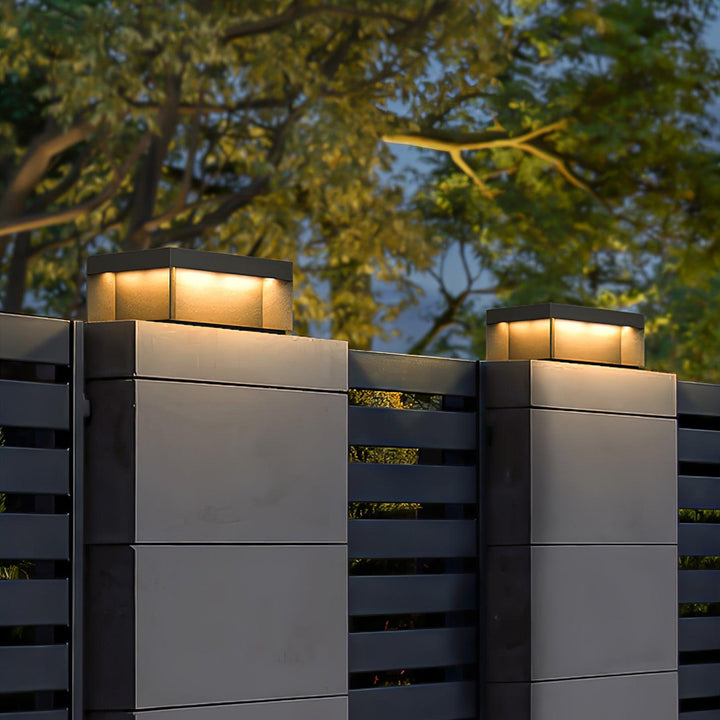 Svart Box Utomhus Postlampa