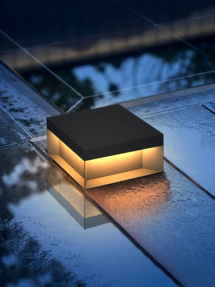 Svart Box Utomhus Postlampa