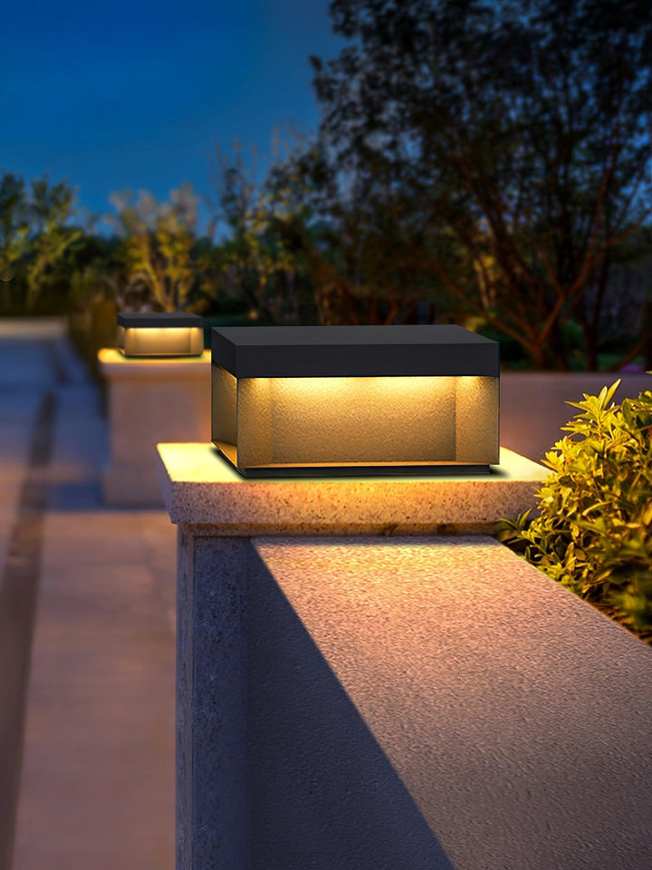 Svart Box Utomhus Postlampa