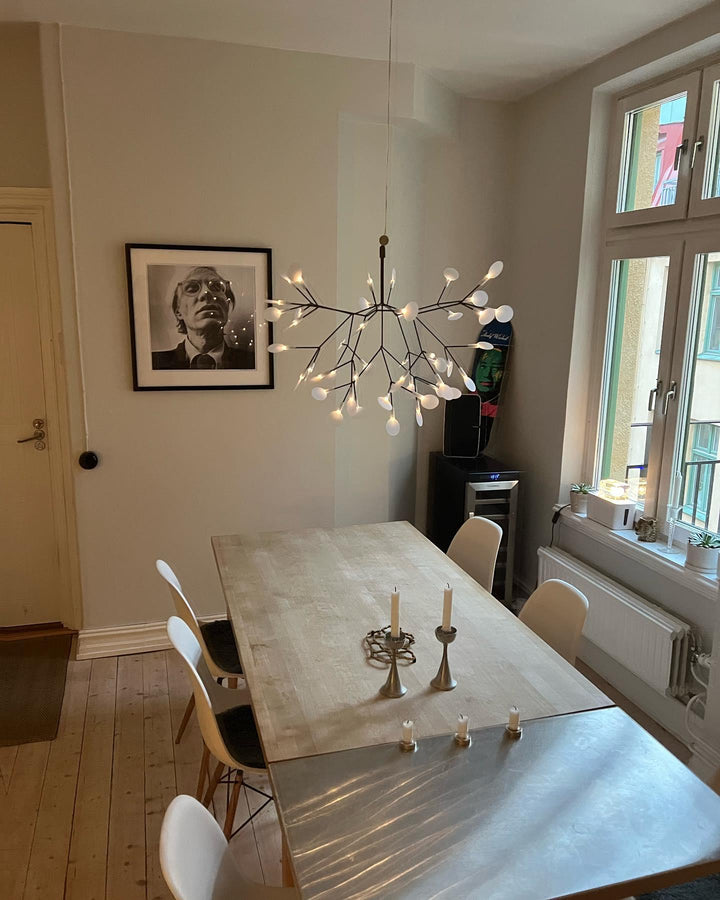 Svart Eldfluga LED Kandelaber