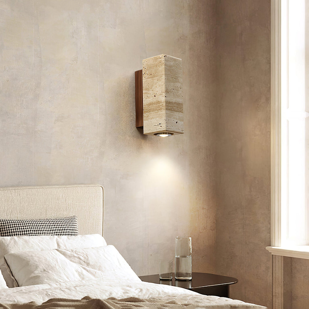 Blend Plug-in Vägglampa