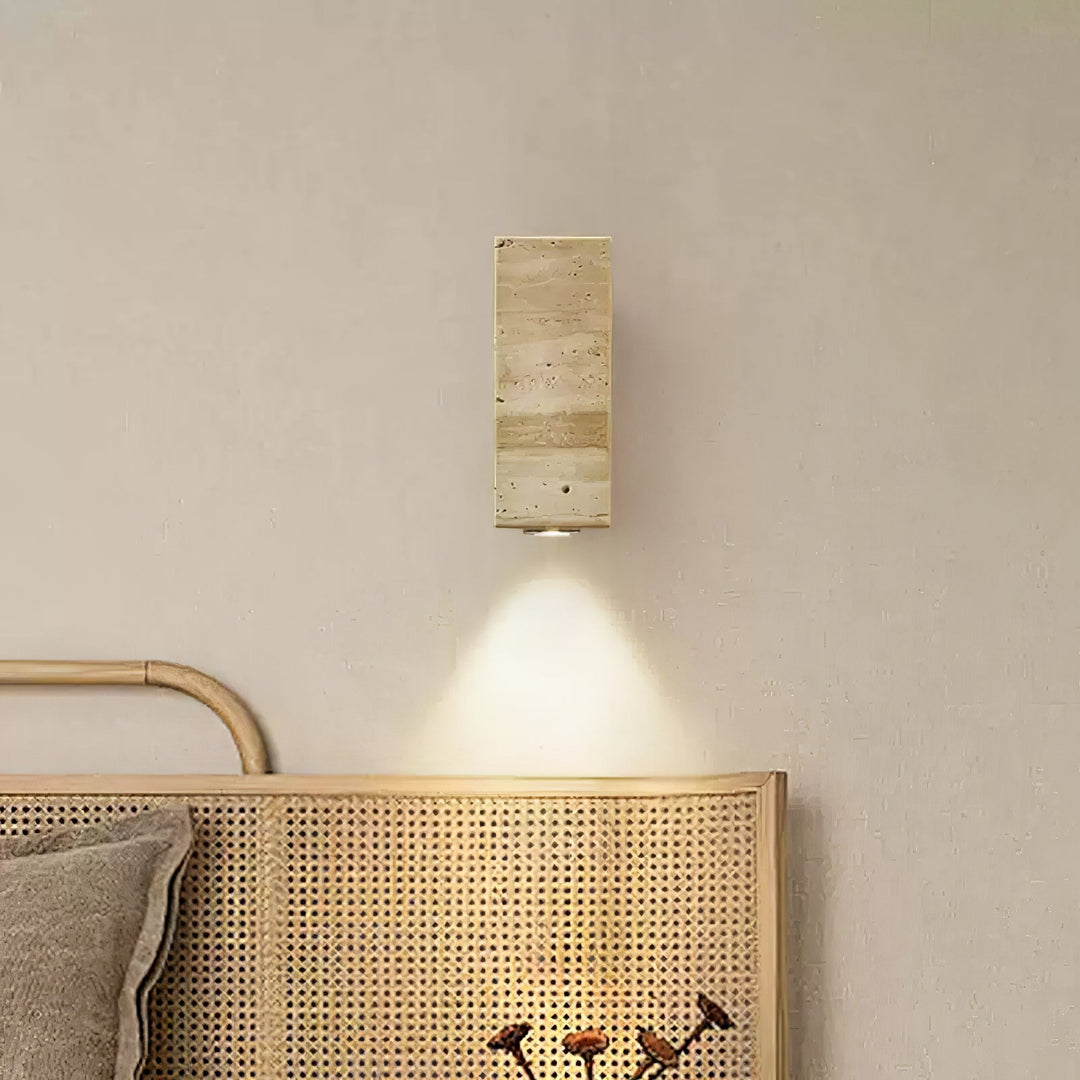 Blend Plug-in Vägglampa