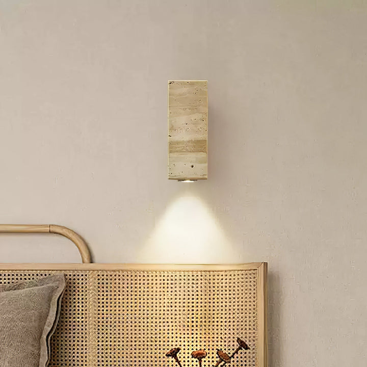 Blend Plug-in Vägglampa