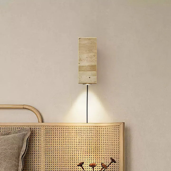 Blend Plug-in Vägglampa