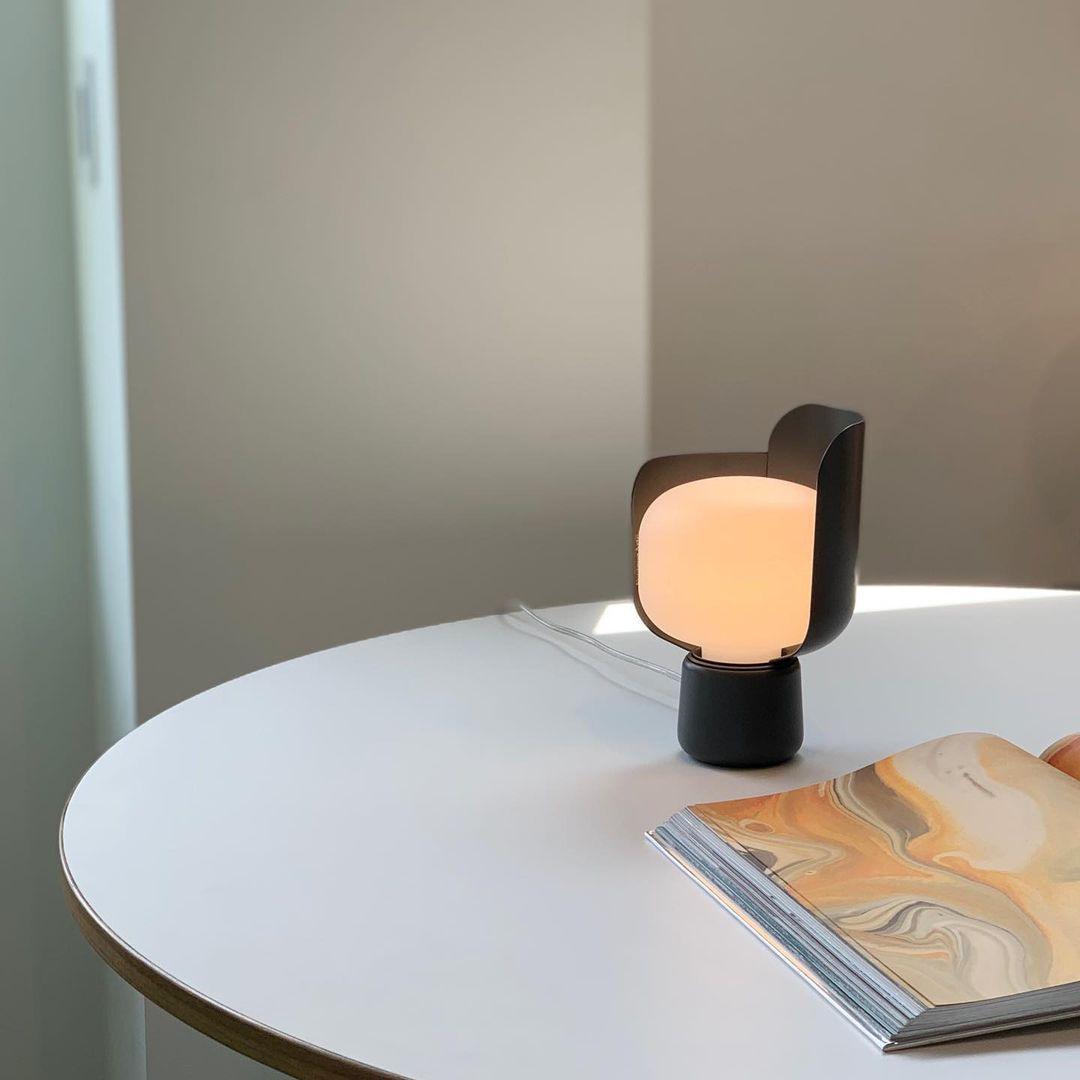 Petalformad Glasbordslampa