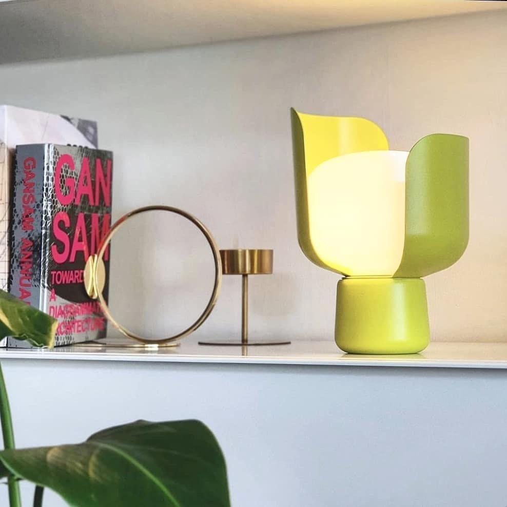 Petalformad Glasbordslampa
