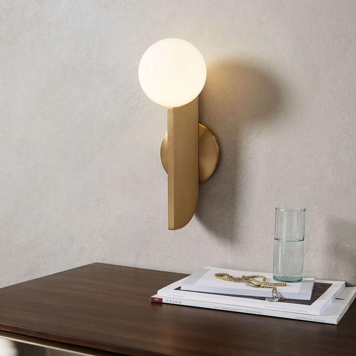 Bower Vägglampa