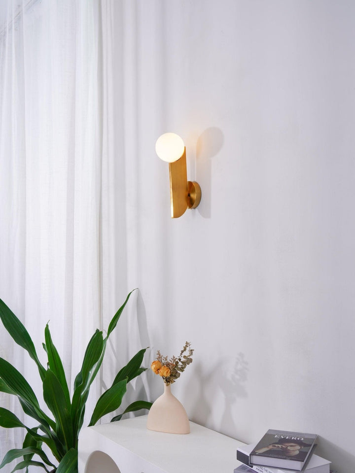 Bower Vägglampa
