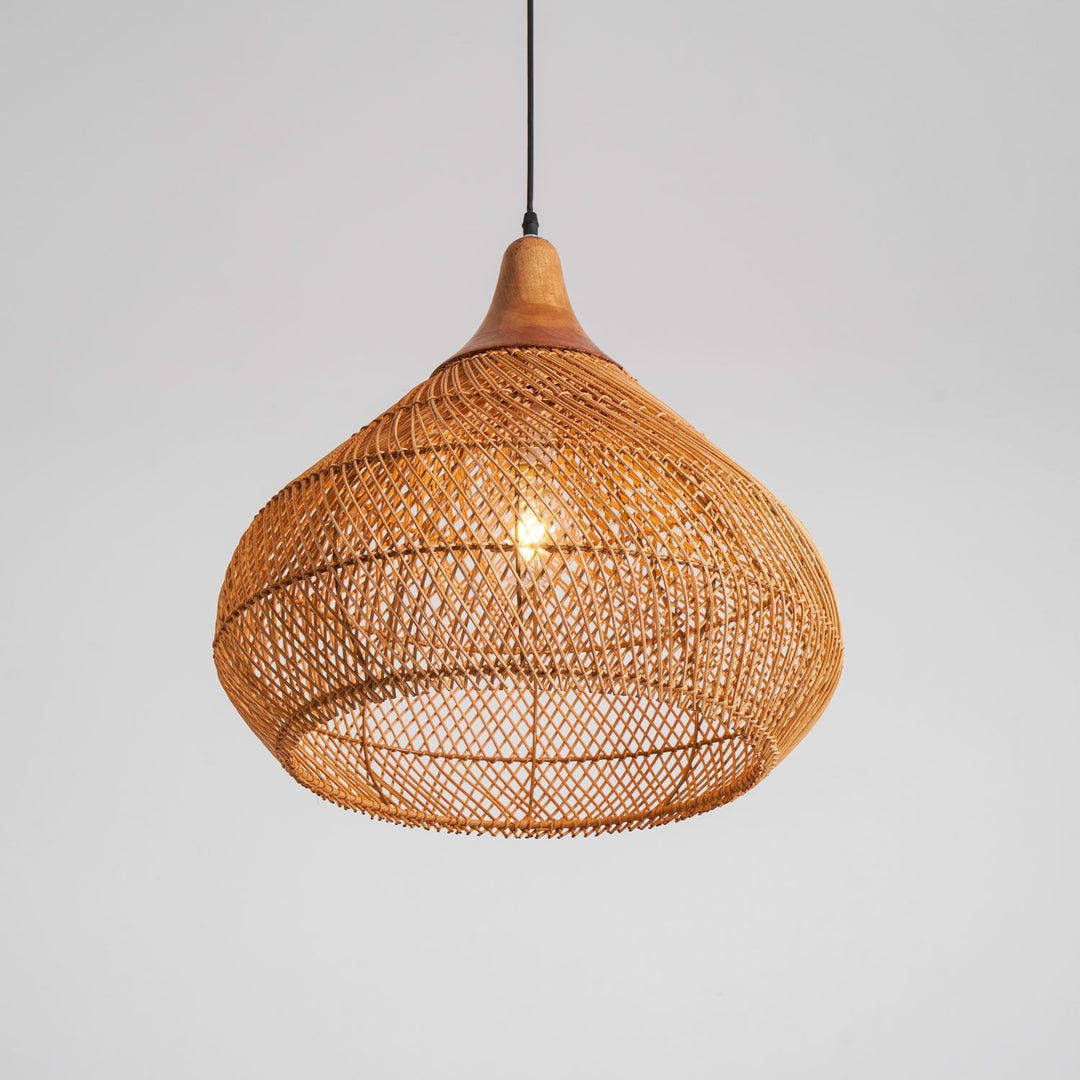 Flätad Rattan Pendellampa