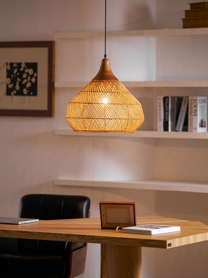 Flätad Rattan Pendellampa