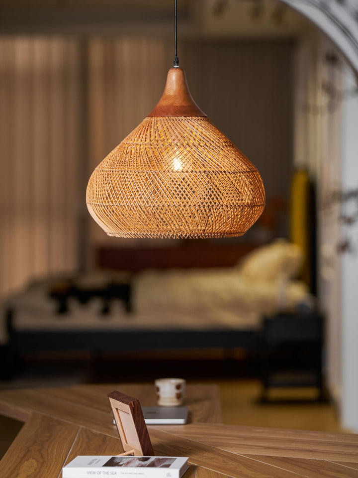 Flätad Rattan Pendellampa