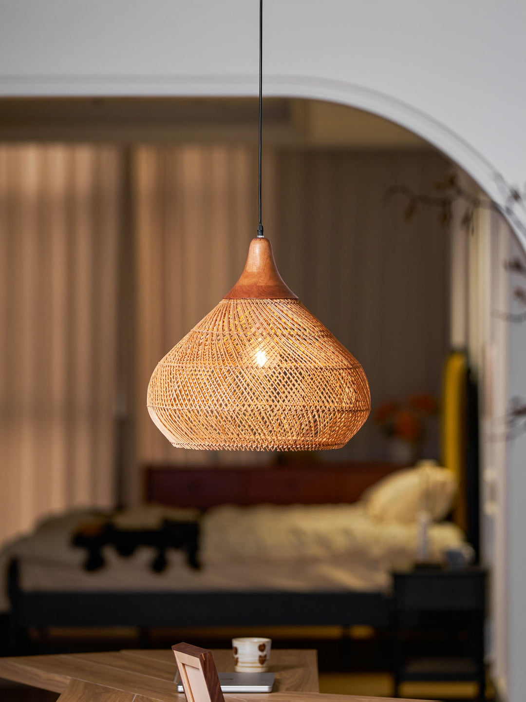 Flätad Rattan Pendellampa