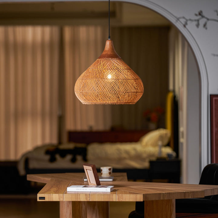 Flätad Rattan Pendellampa