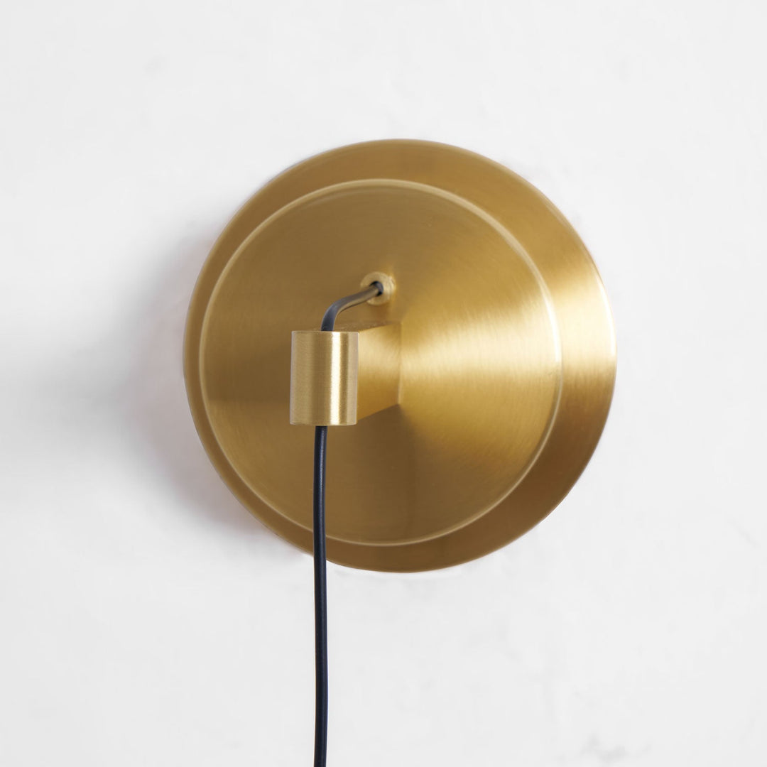 Brass Line Vägglampa