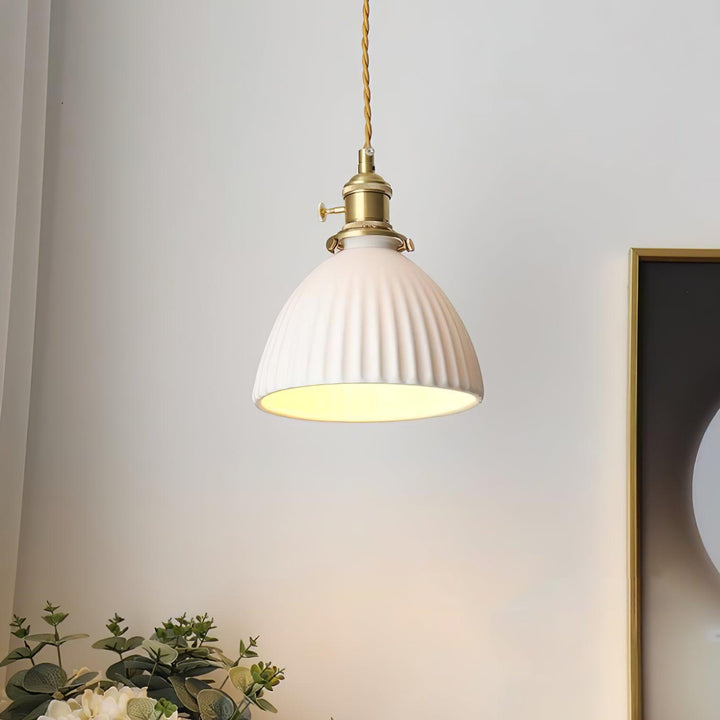 Messingskärmad Keramisk Pendellampa