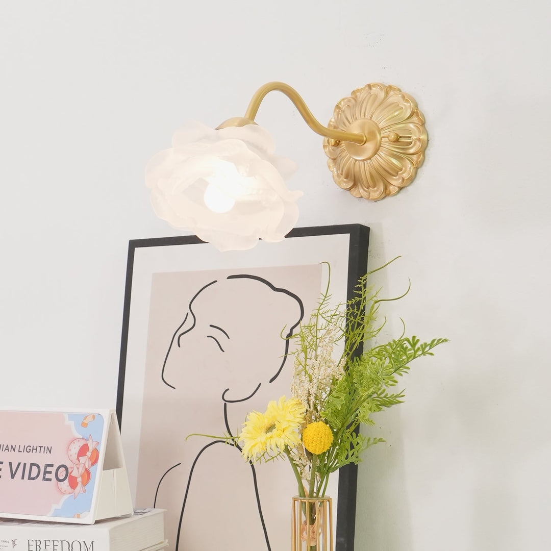 Brass Rose Vägglampa