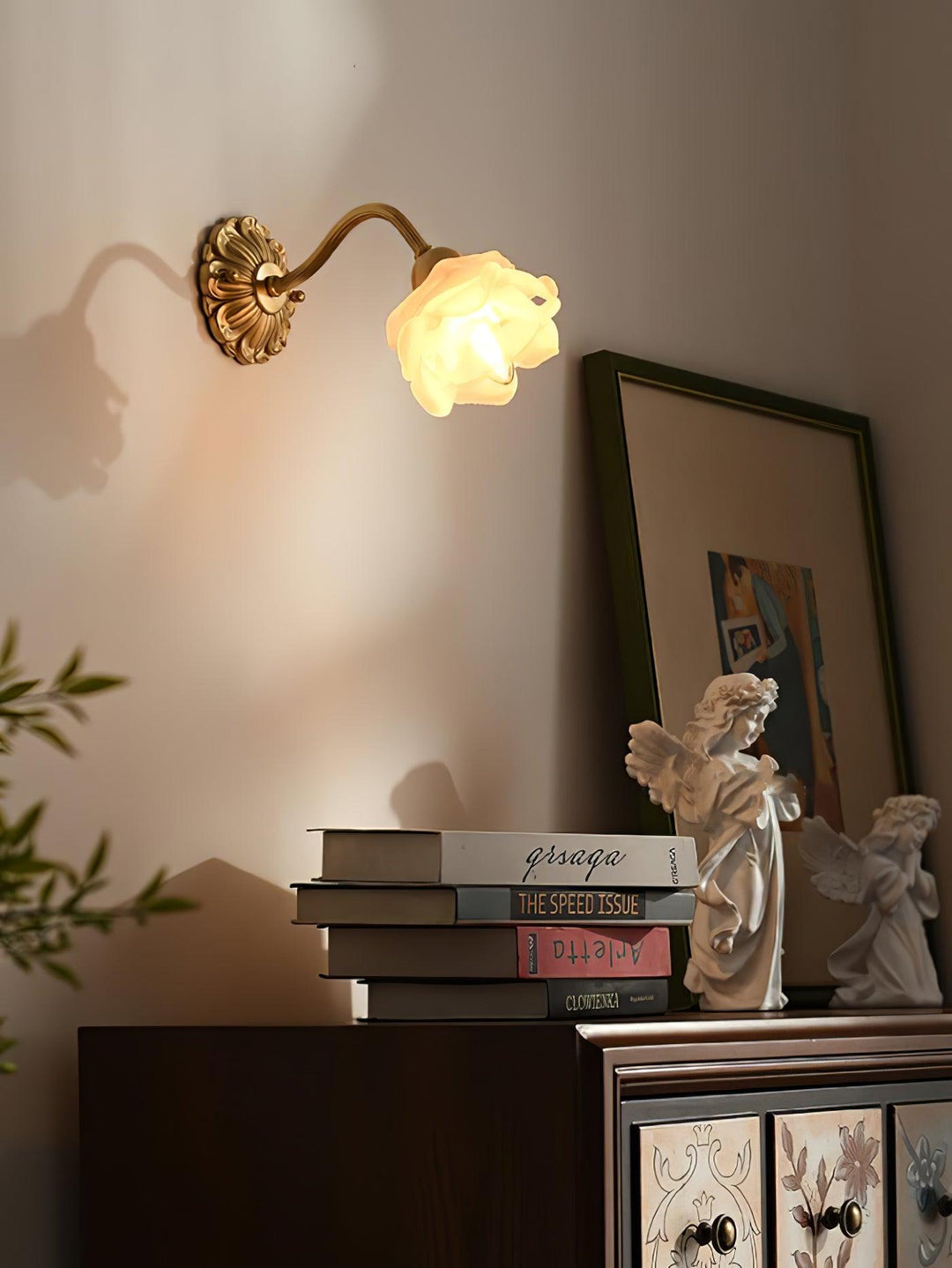 Brass Rose Vägglampa