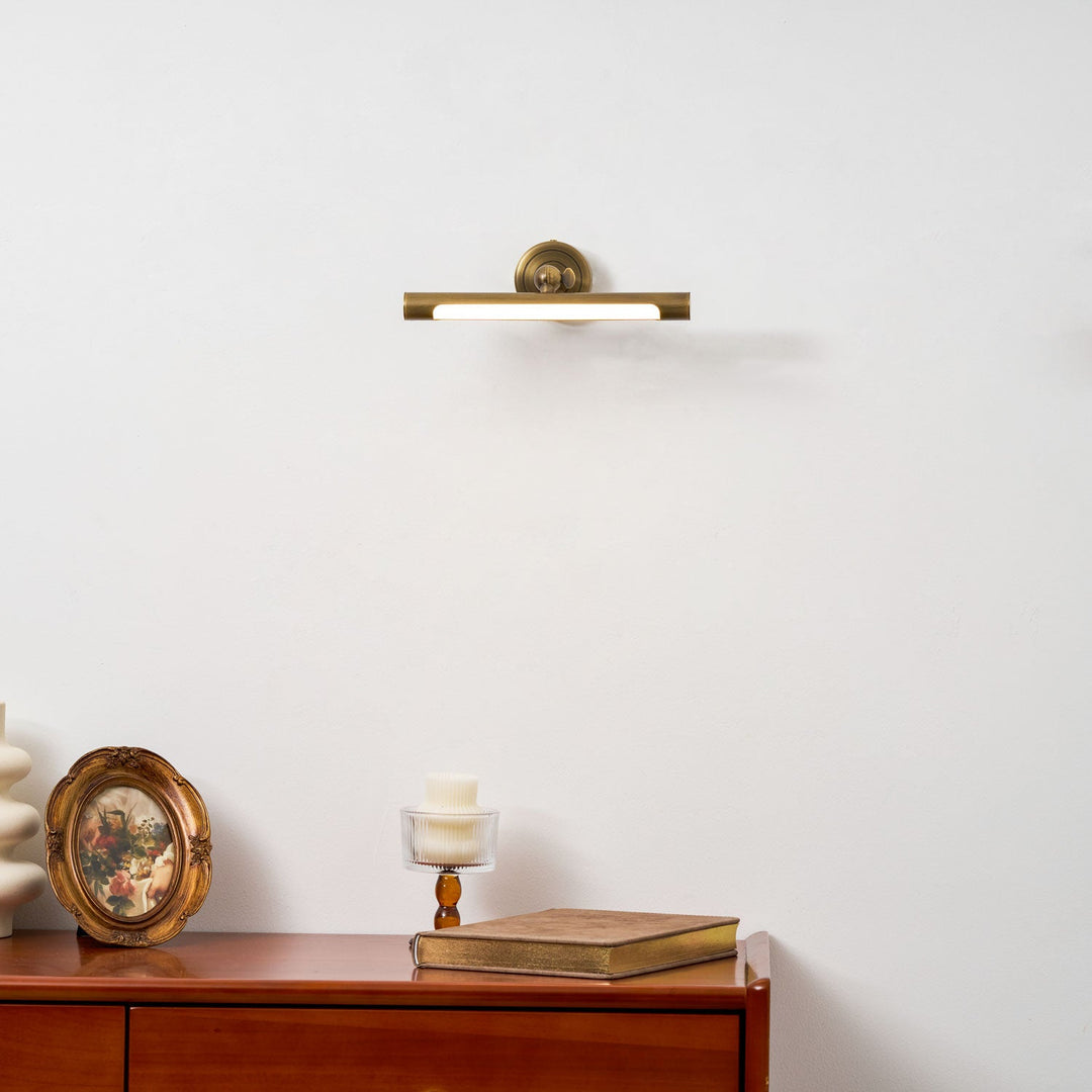 Brunelux Vägglampa