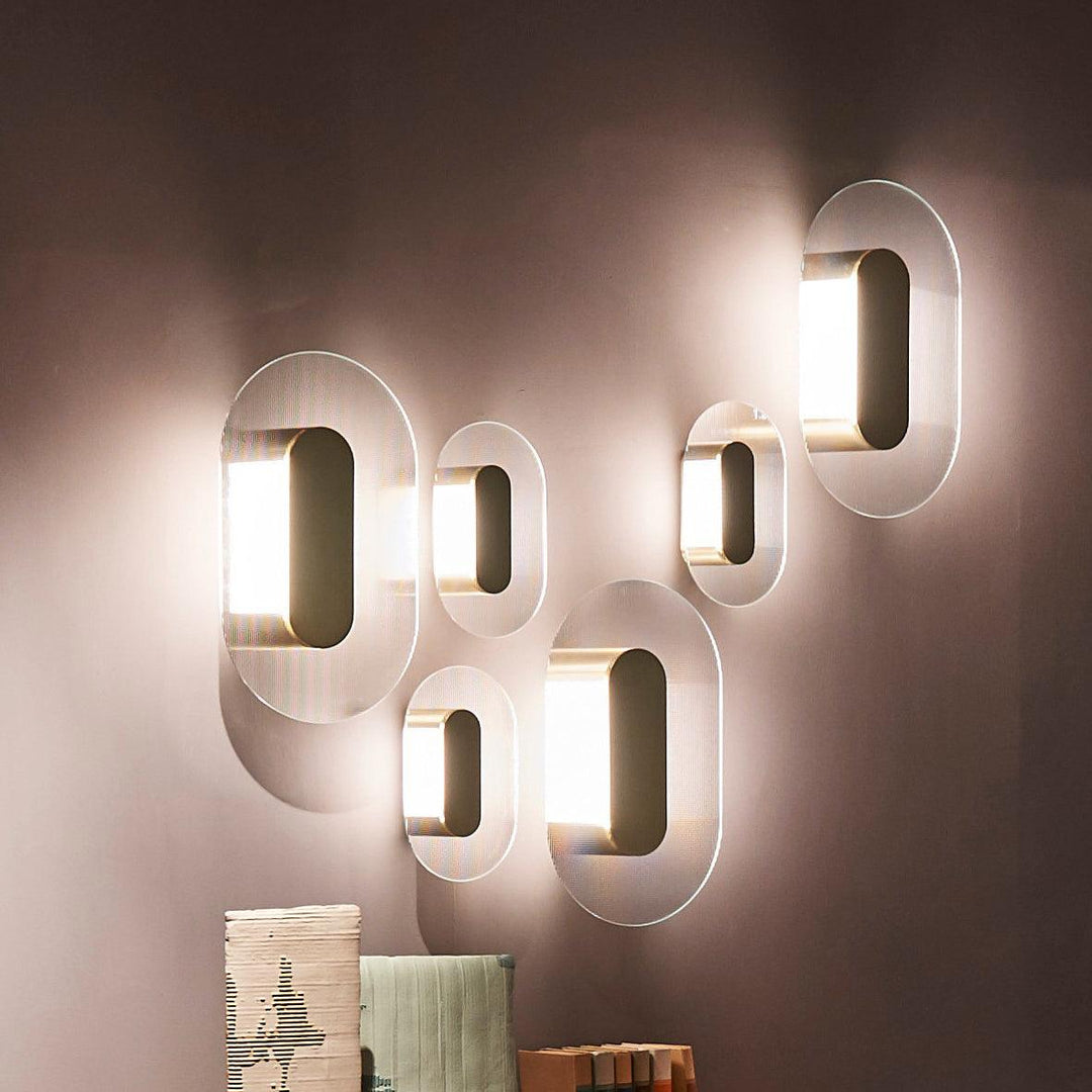 Knapp Vägglampa
