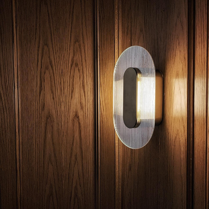 Knapp Vägglampa