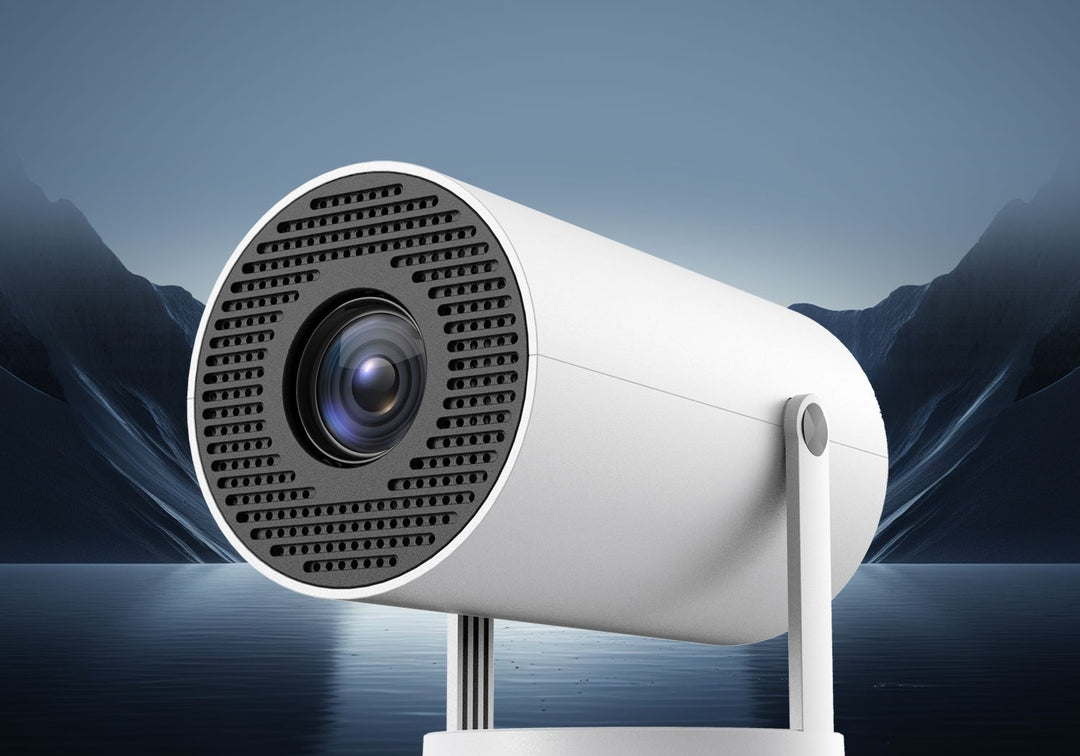 Mini projektor som visar film på väggen